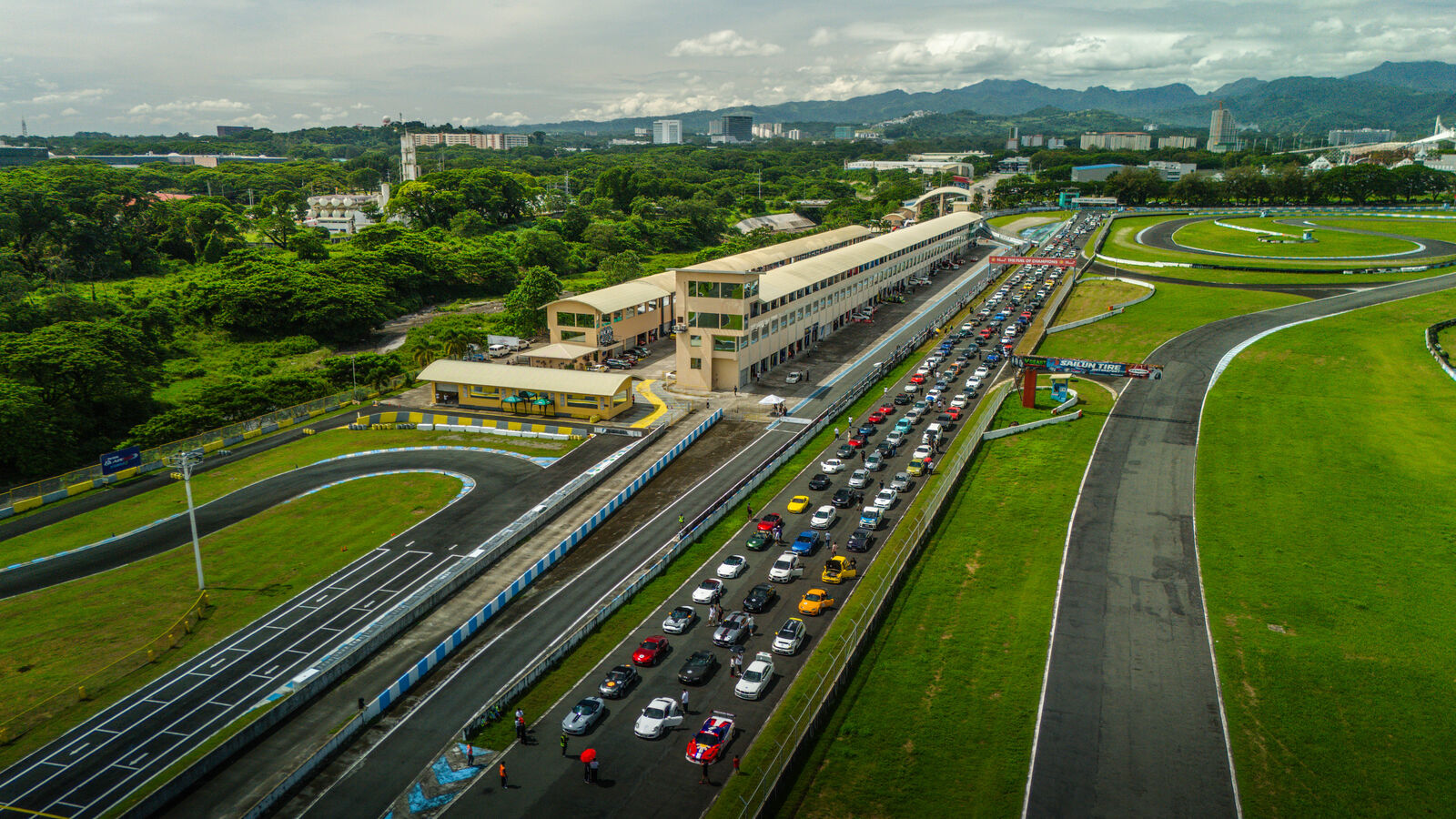 Tour d'Elegance aerial convoy, CIFOS 2025